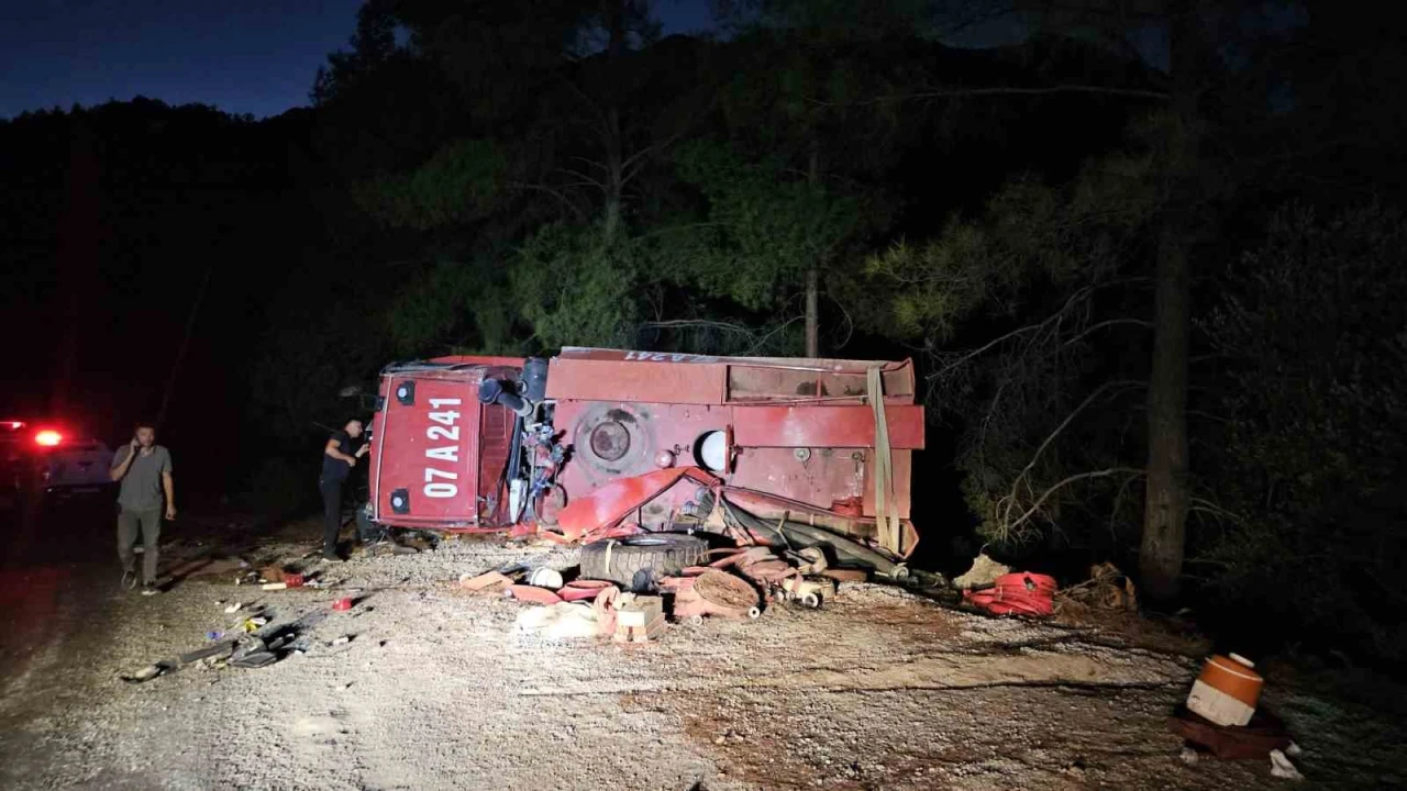 Antalyada arazöz devrildi: 2 orman işçisi yaralı