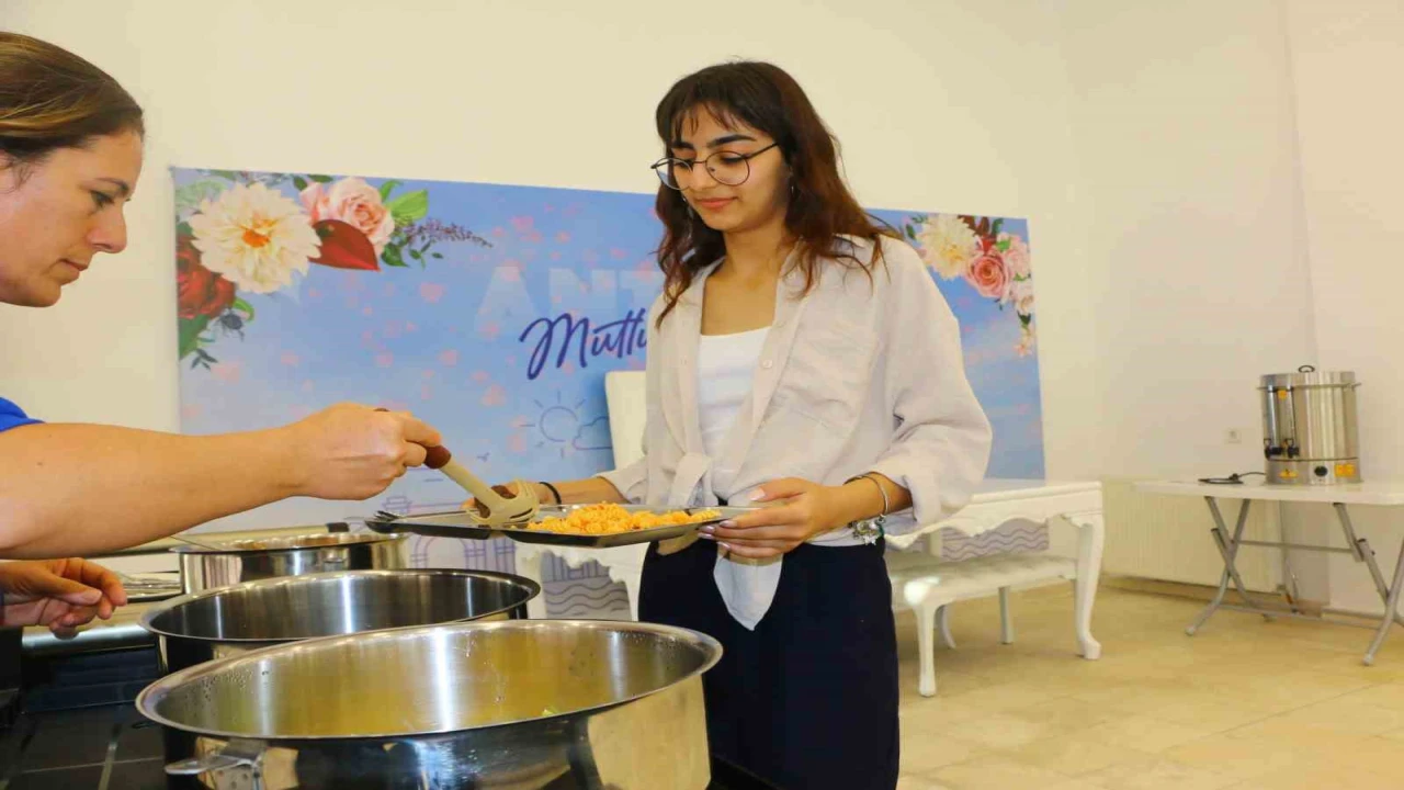 Antalyada öğrenci yurtları için ön kayıtlar başladı