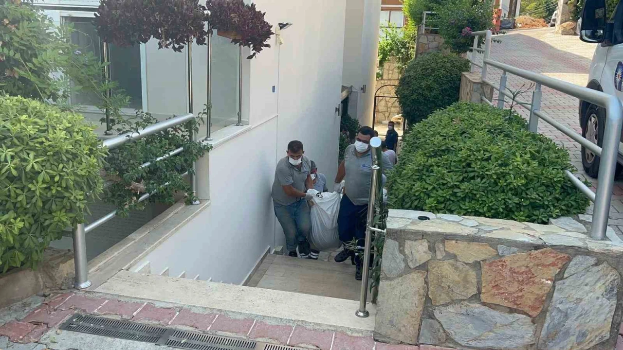 Belçika vatandaşı Alanyadaki evinde ölü olarak bulundu