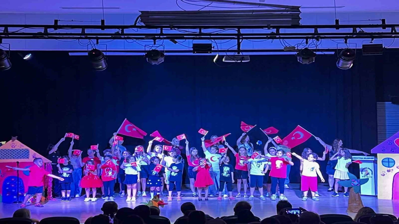 Drama eğitiminden sahneye: Miniklerden Cüceler Ülkesi gösterisi