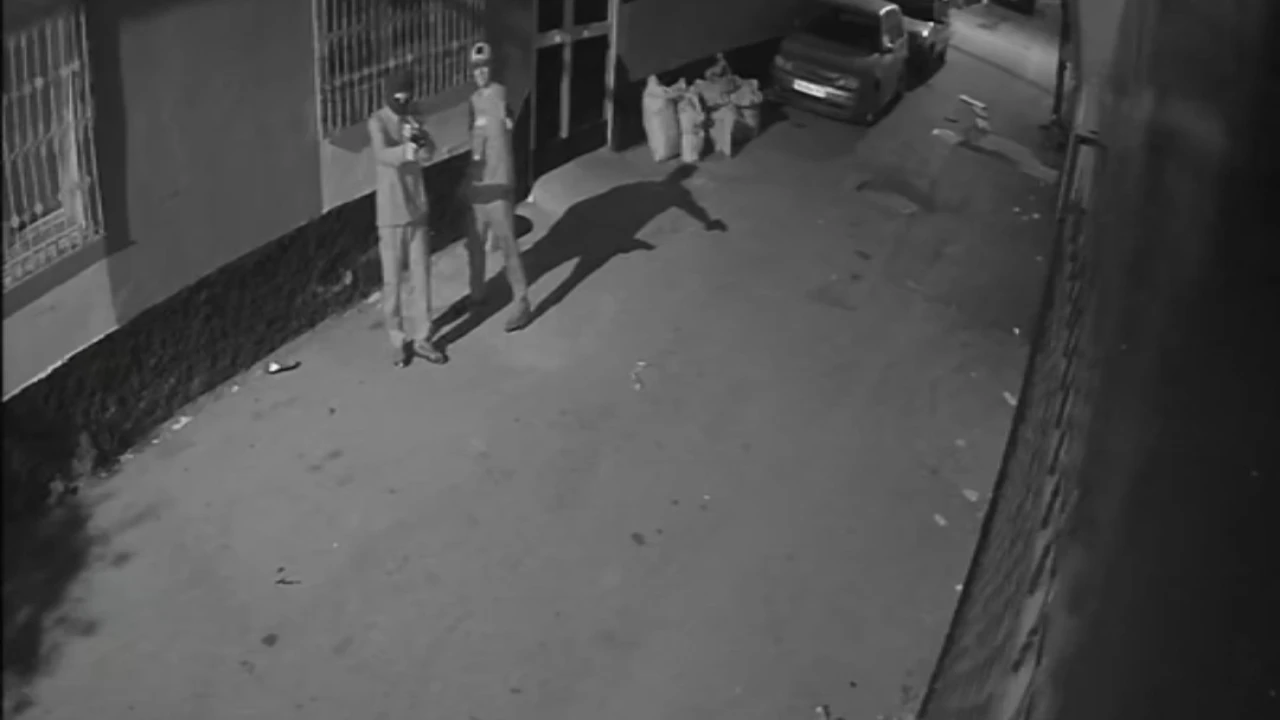 Ev kurşunlayan iki şüpheliden biri yakalandı