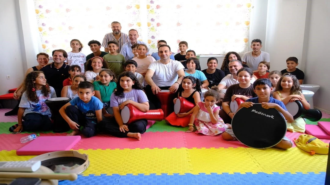 Girne Mansuroğlu Kültür Merkezinde minikler sanat coşkusu yaşadı