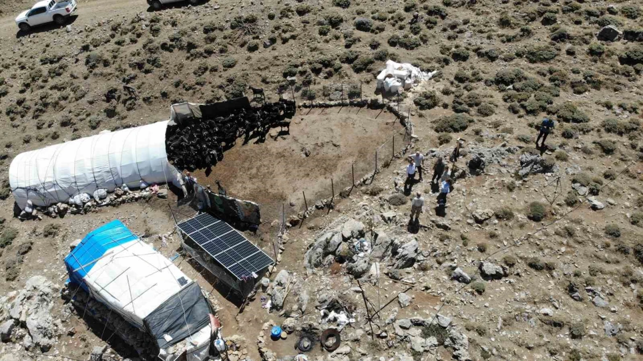 Güneşten gelen enerji, yaylalarda hayatı kolaylaştırıyor