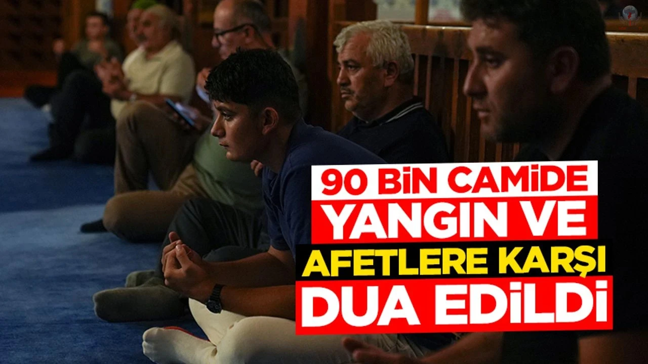 Hatayda camilerde kuraklık, yangınlar ve şehitler için dua edildi
