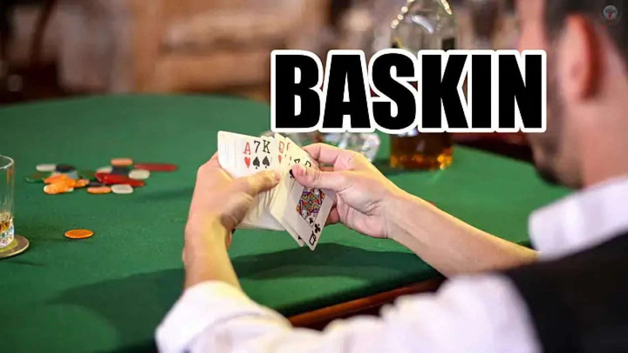 Hatayda kumar baskını: Para, iskambil kâğıdı ve oyun makinesi ele geçirildi