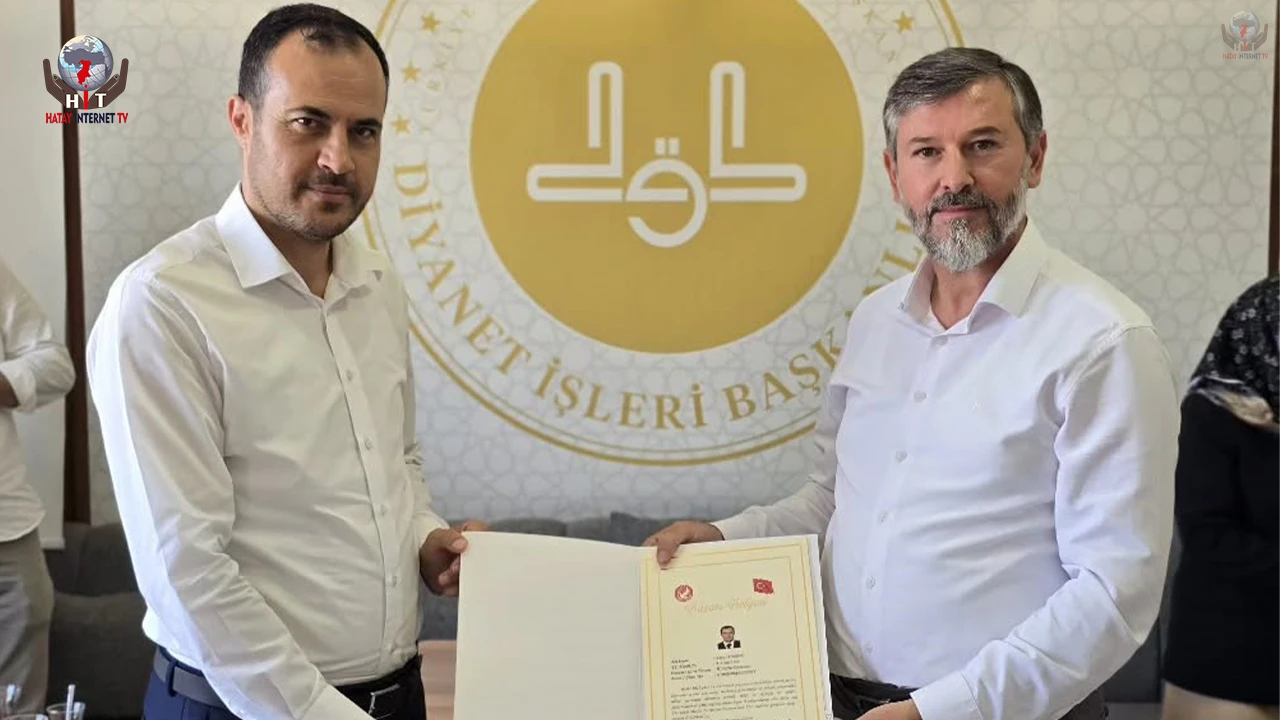 Hatay'da müftülük personeline başarı belgesi verildi