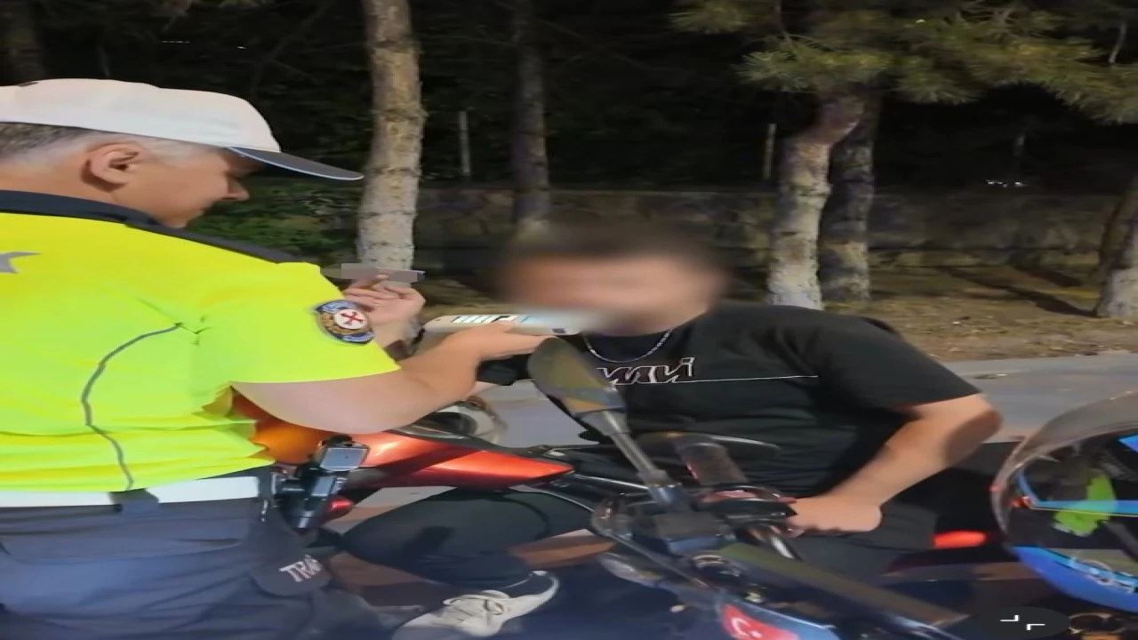 Ispartada polis denetimlerinde 21 aranan şahıs yakalandı