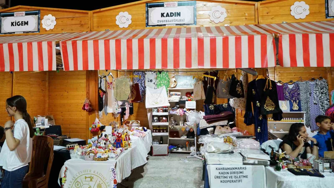 Kahramanmaraşta kadınların el emekleri fuarda sergileniyor