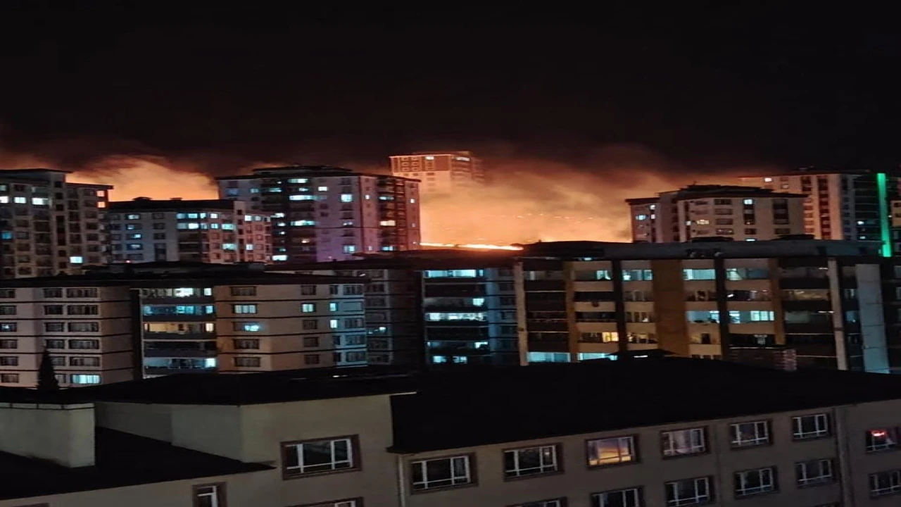 Kahramanmaraşta otluk alanda yangın