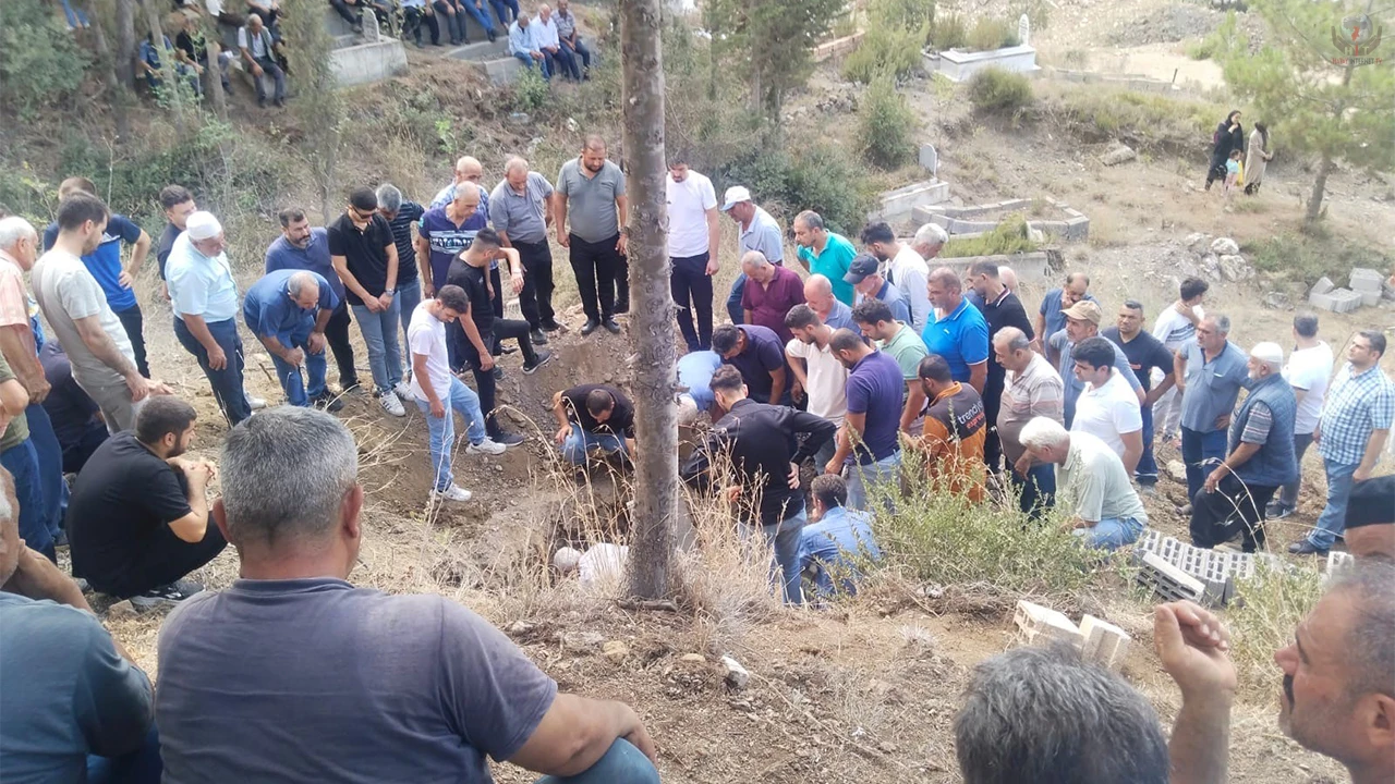 Kazada ölen 2 çocuk annesi gözyaşlarıyla toprağa verildi