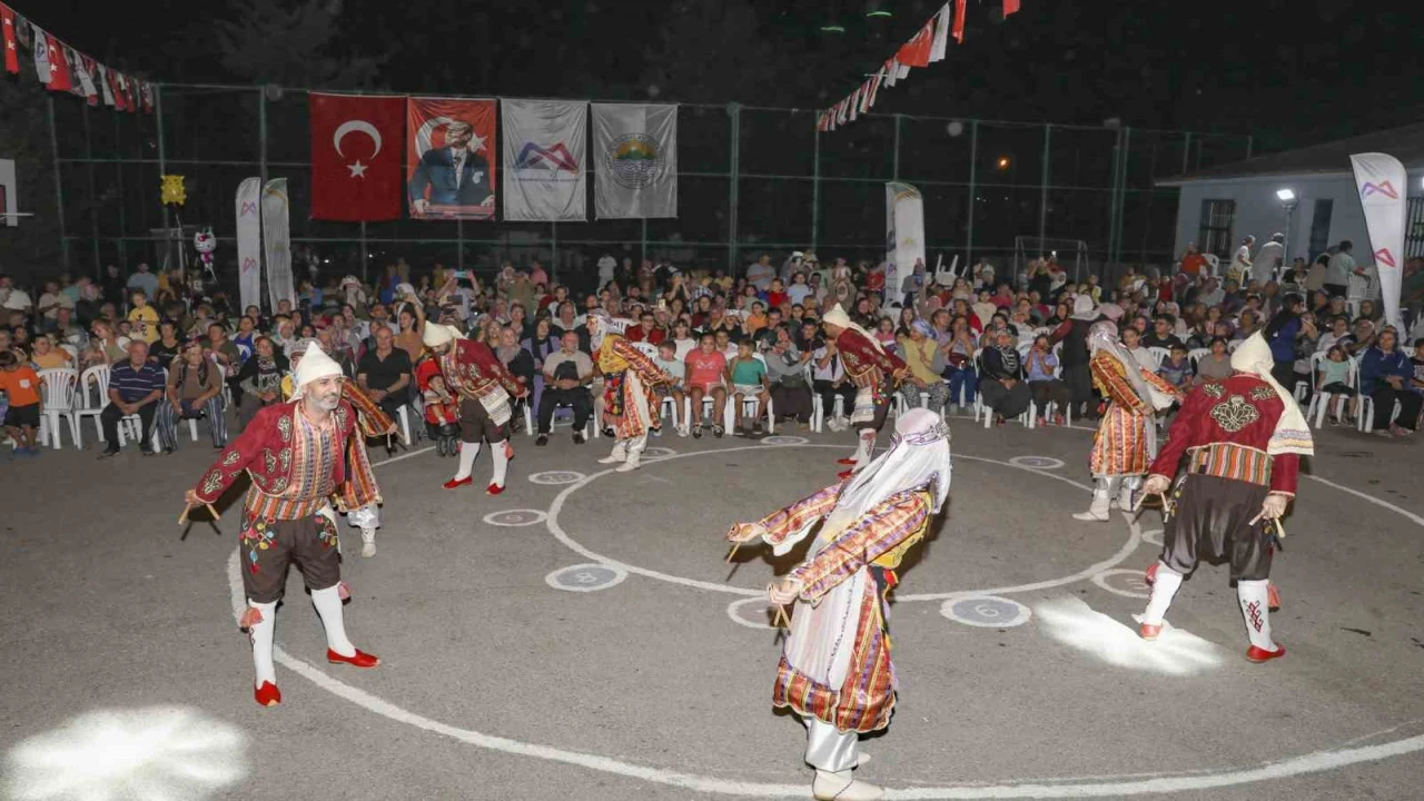 Mersinde yaz konserleri kentin dört bir yanını şenlendiriyor