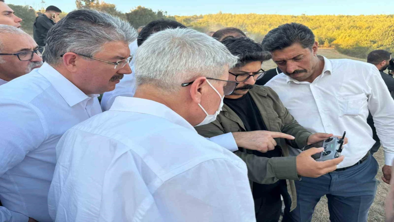 Osmaniyede çıkan orman yangınına havadan ve karadan müdahale devam ediyor