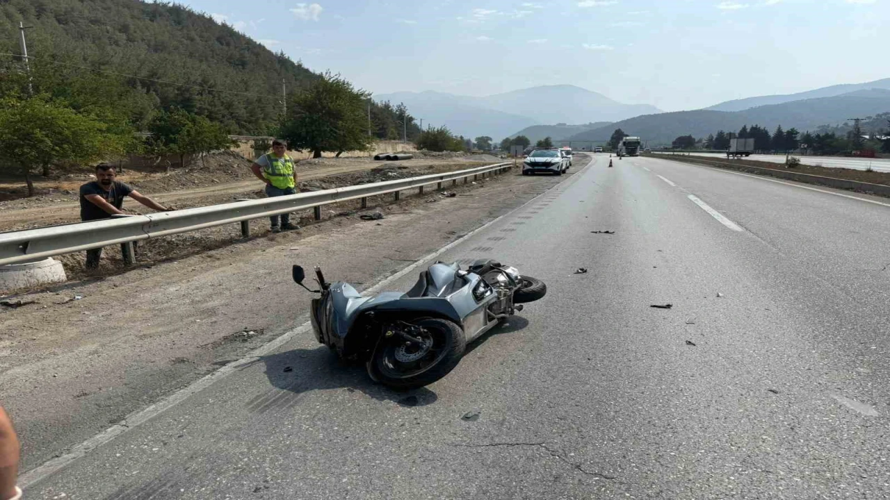 Osmaniyede iki motosiklet çarpıştı: 2 yaralı