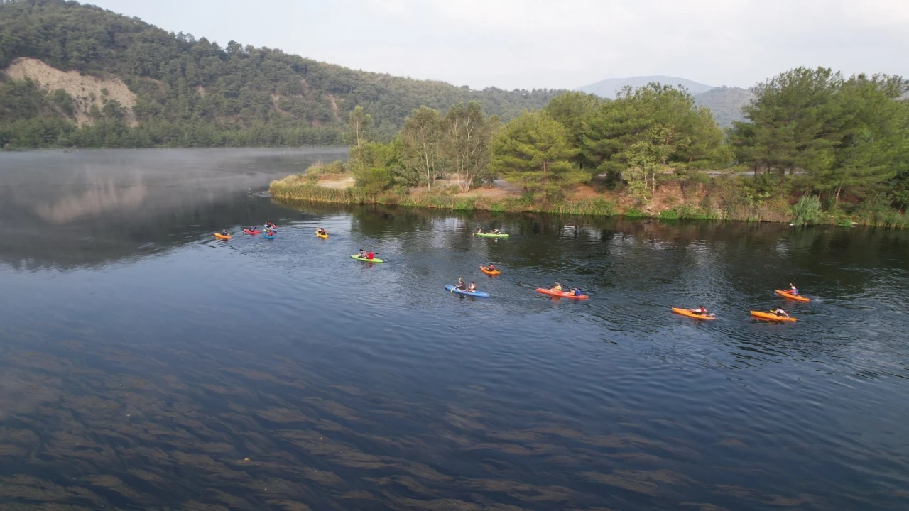 Osmaniyede sisler içerisinde kano heyecanı