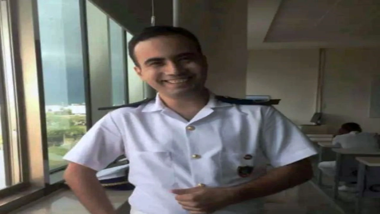 Stajyer gemi mühendisi serinlemek için girdiği denizde boğuldu