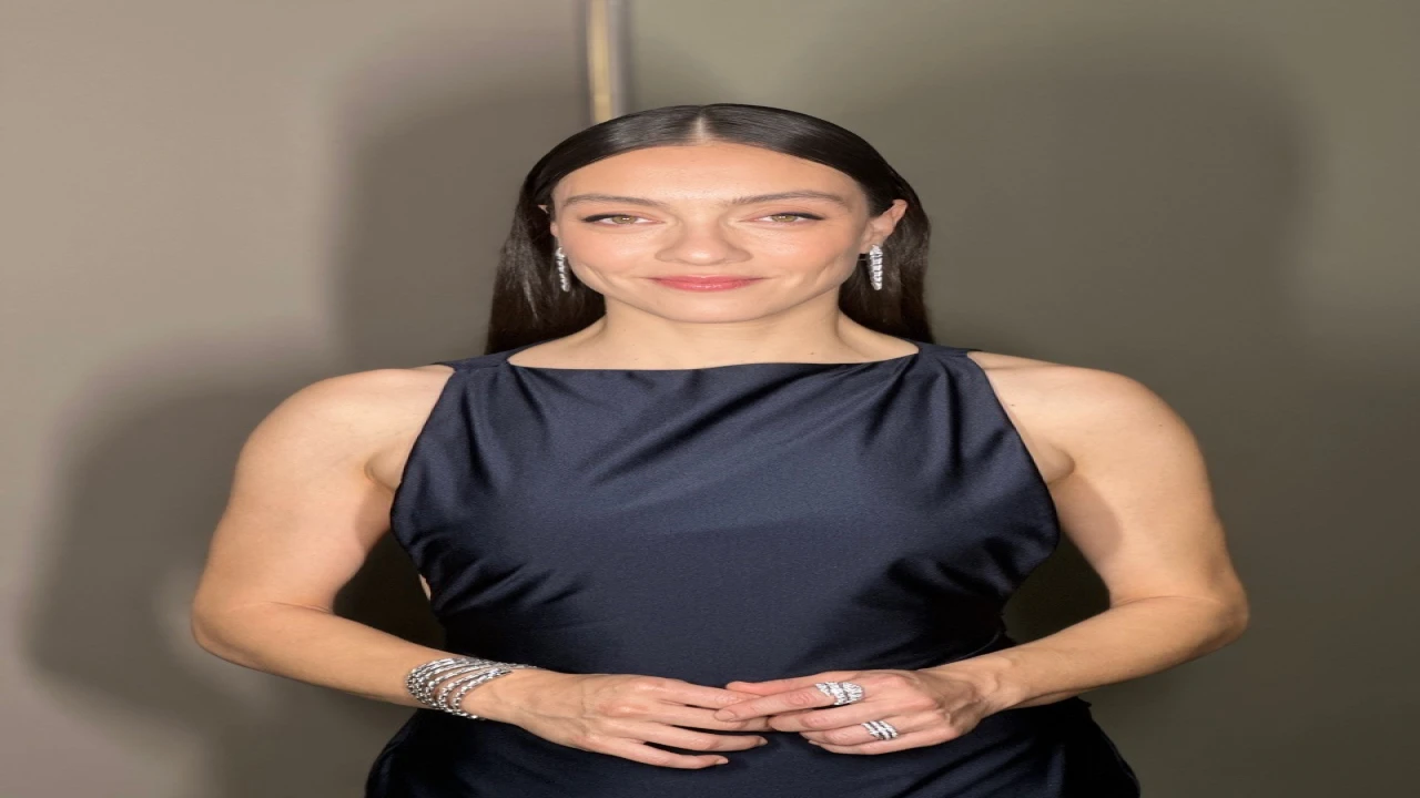 62. Uluslararası Antalya Altın Portakal Film Festivalinde başarı ödülleri Merve Dizdar ve Selahattin Paşalıya