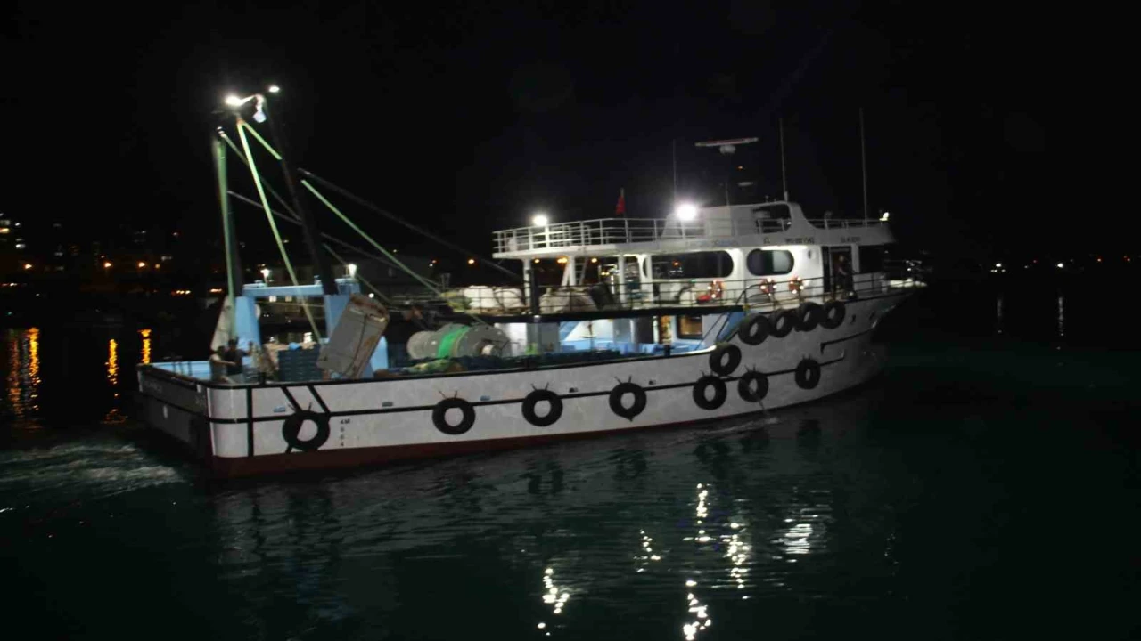 Akdenizli balıkçılar Vira Bismillah dedi