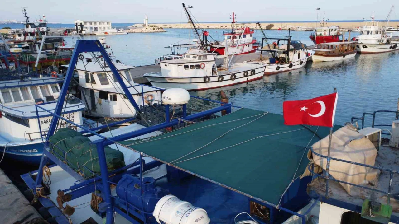 Akdenizli balıkçılar Vira Bismillah demeye hazırlanıyor