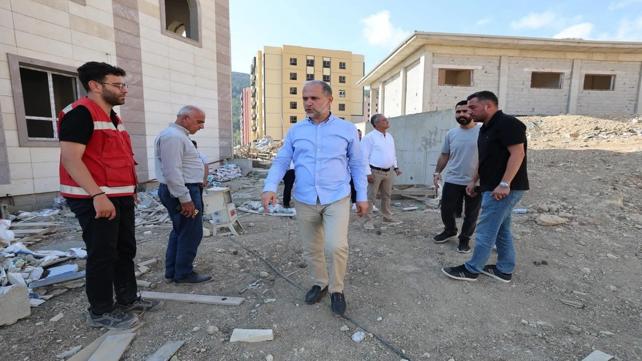 Belende afet konutlarının teslimi Kasın ayında tamamlanacak