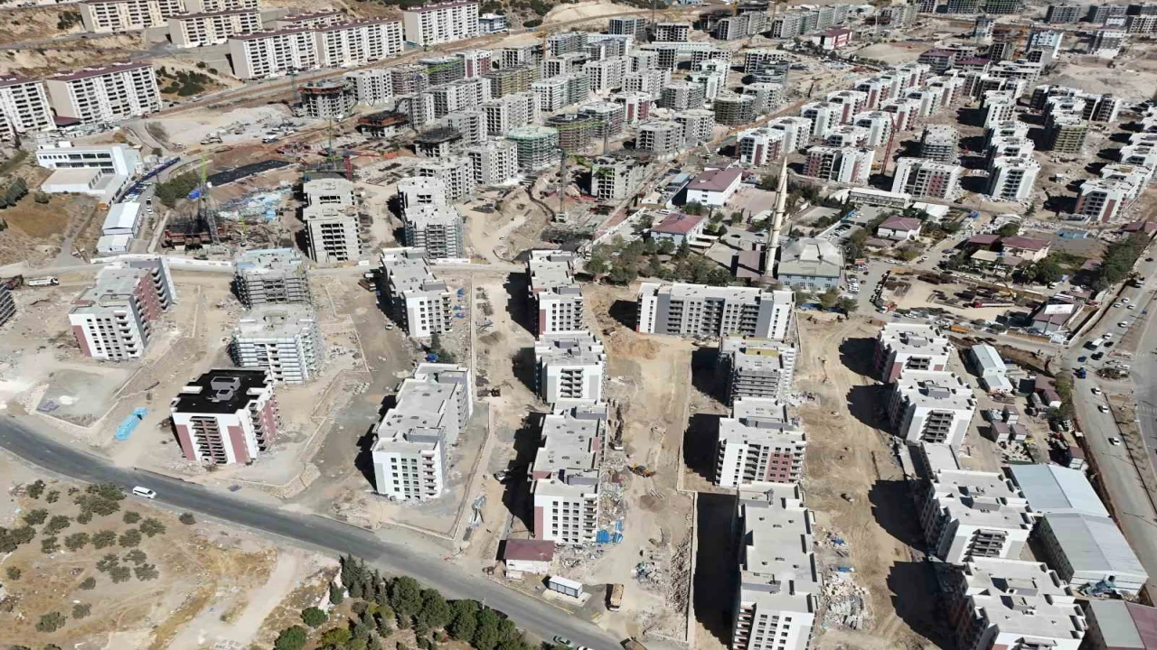 Deprem konutları hızla tamamlanıyor: 28 blokta daha sona yaklaşıldı