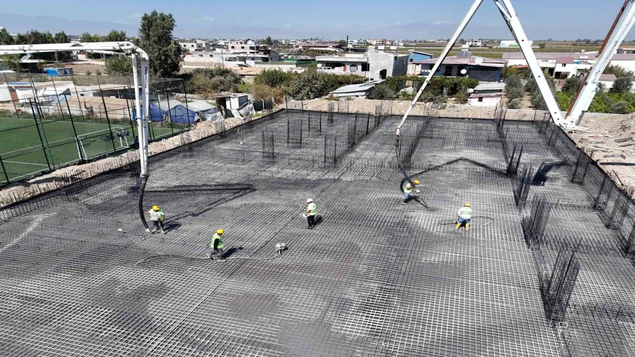 Hatay Büyükşehir Belediyesi, Bohşin Mahallesinde çok amaçlı salon inşasına başladı