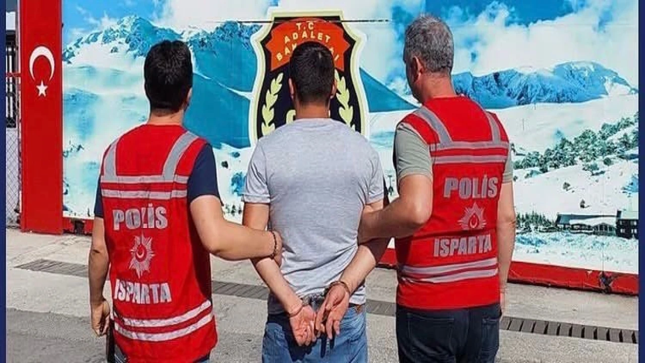 Ispartada aranan 4 şahıs yakalandı