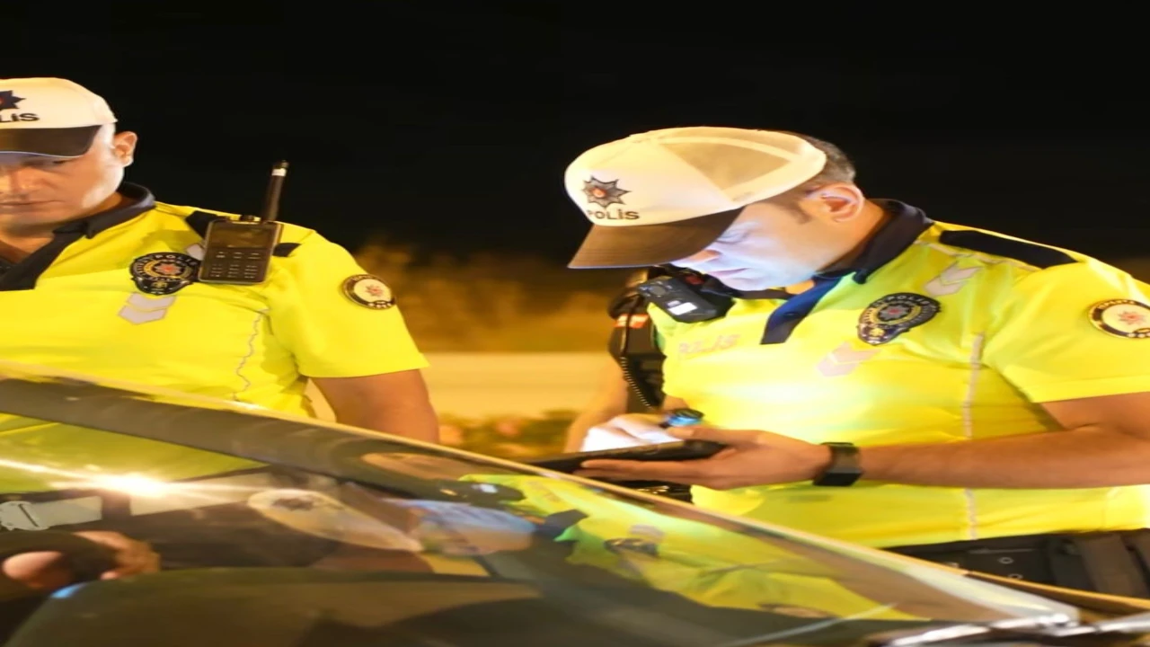 Ispartada modifiyeli araçlara denetiminde 19 sürücüye ceza uygulandı