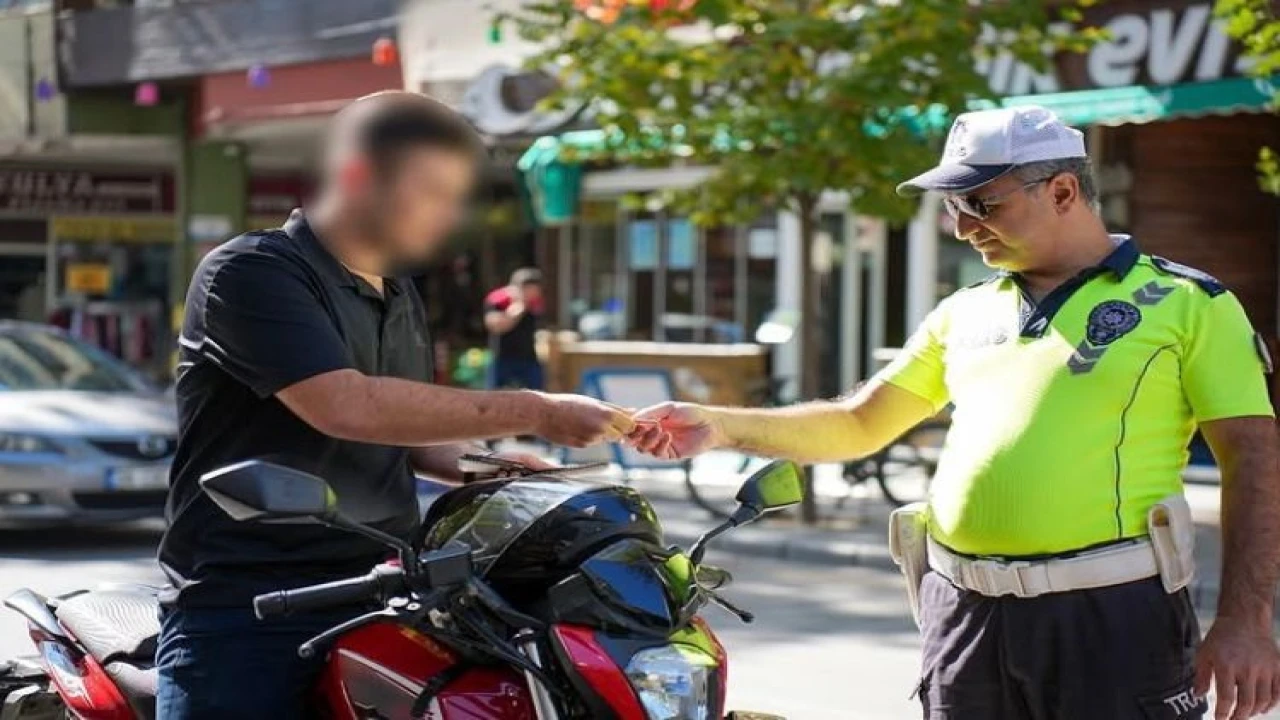 Ispartada motosiklet denetiminde 80 sürücüye idari para cezası uygulandı