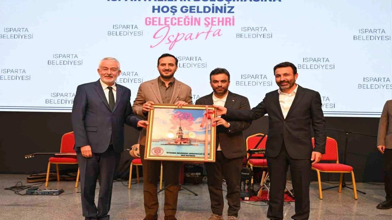 Ispartanın gül kokusu İstanbula taşındı