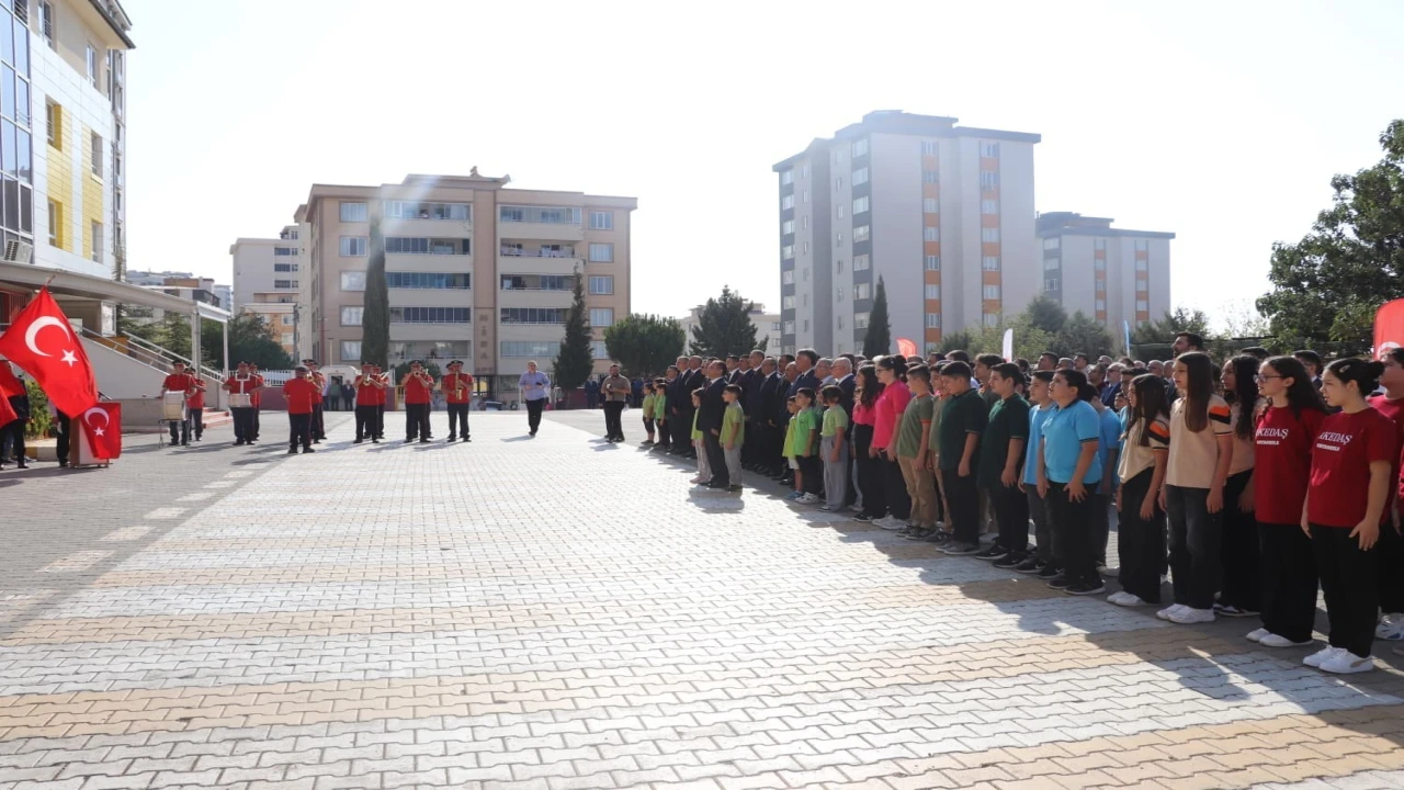 Kahramanmaraşta 291 bin öğrenci ders başı yaptı