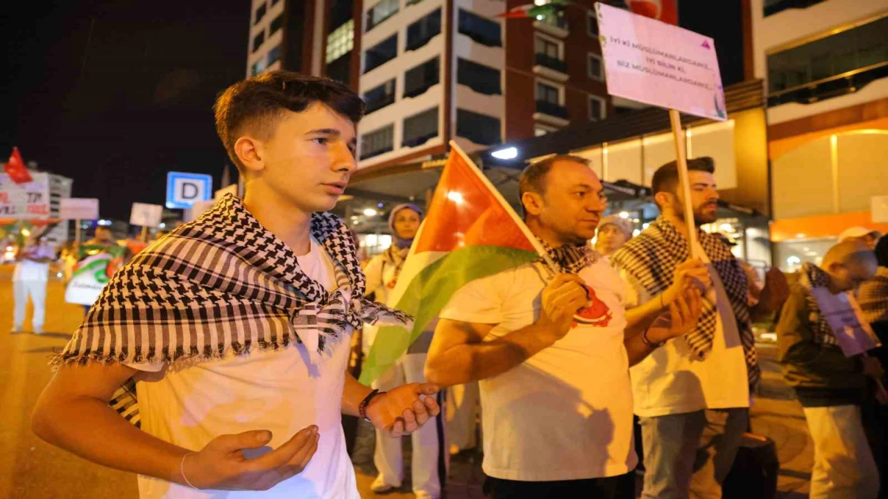 Kahramanmaraşta vatandaşlardan Filistine destek gösterisi