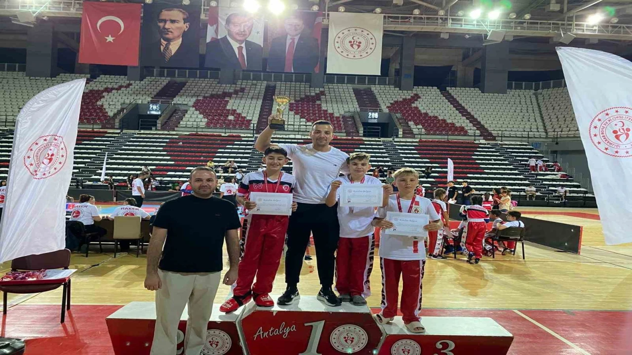 Kemere 6 madalya ile döndüler