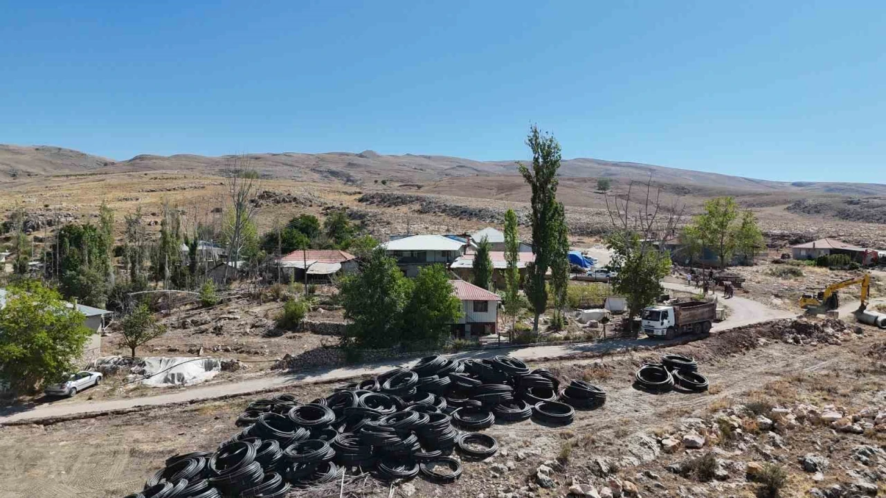Korkuteli Manayda içme suyu hattı yenileniyor