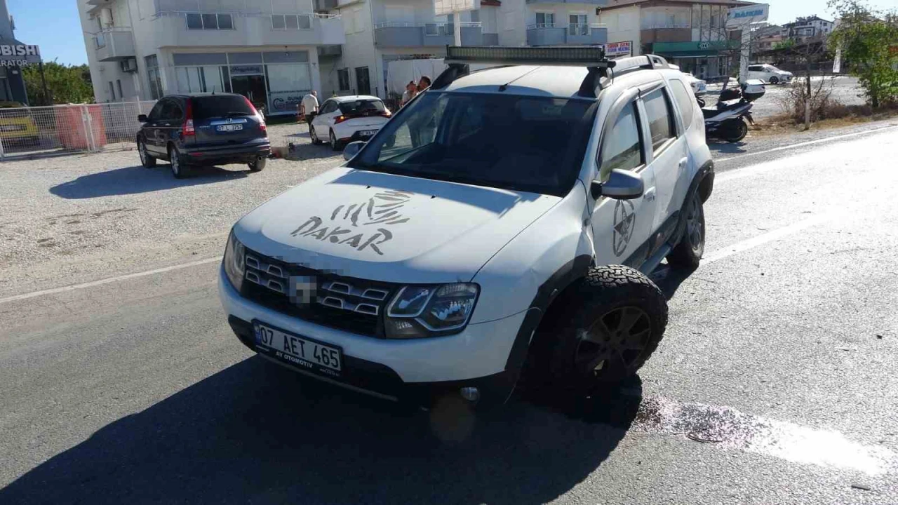 Manavgatta 3 araçlı zincirleme kaza