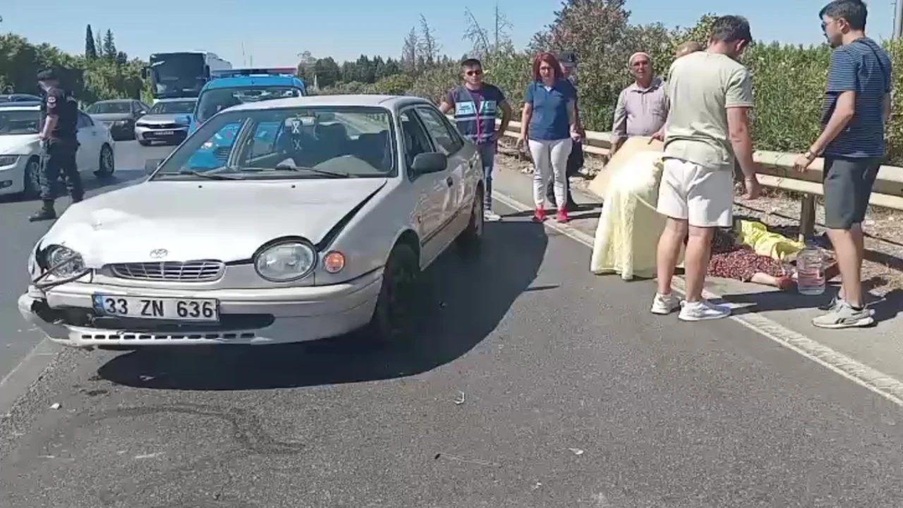 Manavgatta motosiklet ile otomobil çarpıştı: 2 yaralı