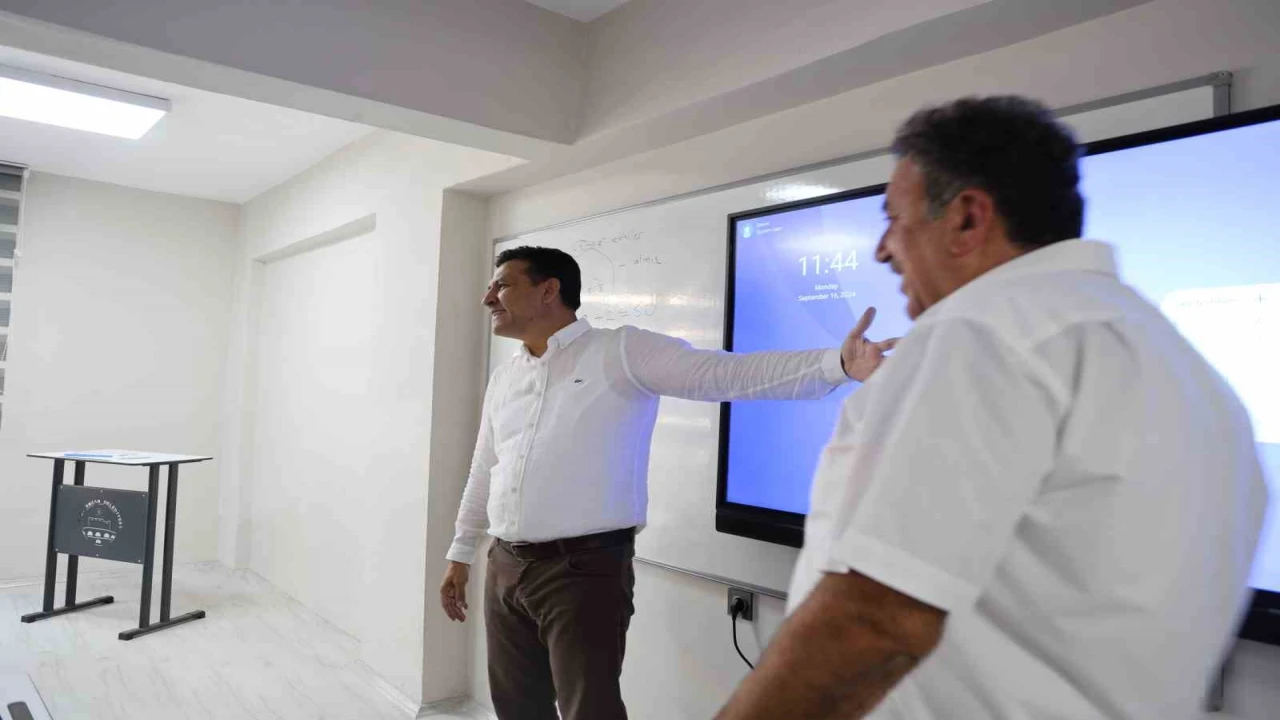 Öğrencilere ücretsiz eğitim ve kütüphane desteği