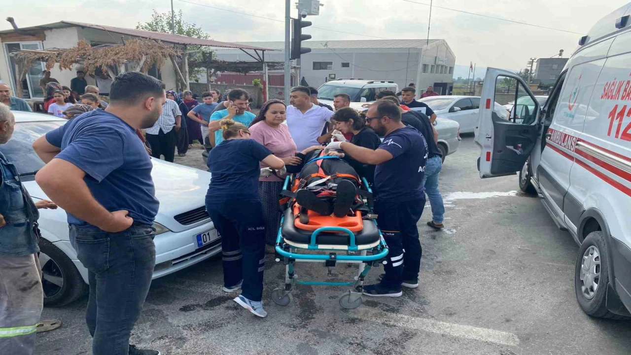 Osmaniyede 3 araç çarpıştı: 3 yaralı