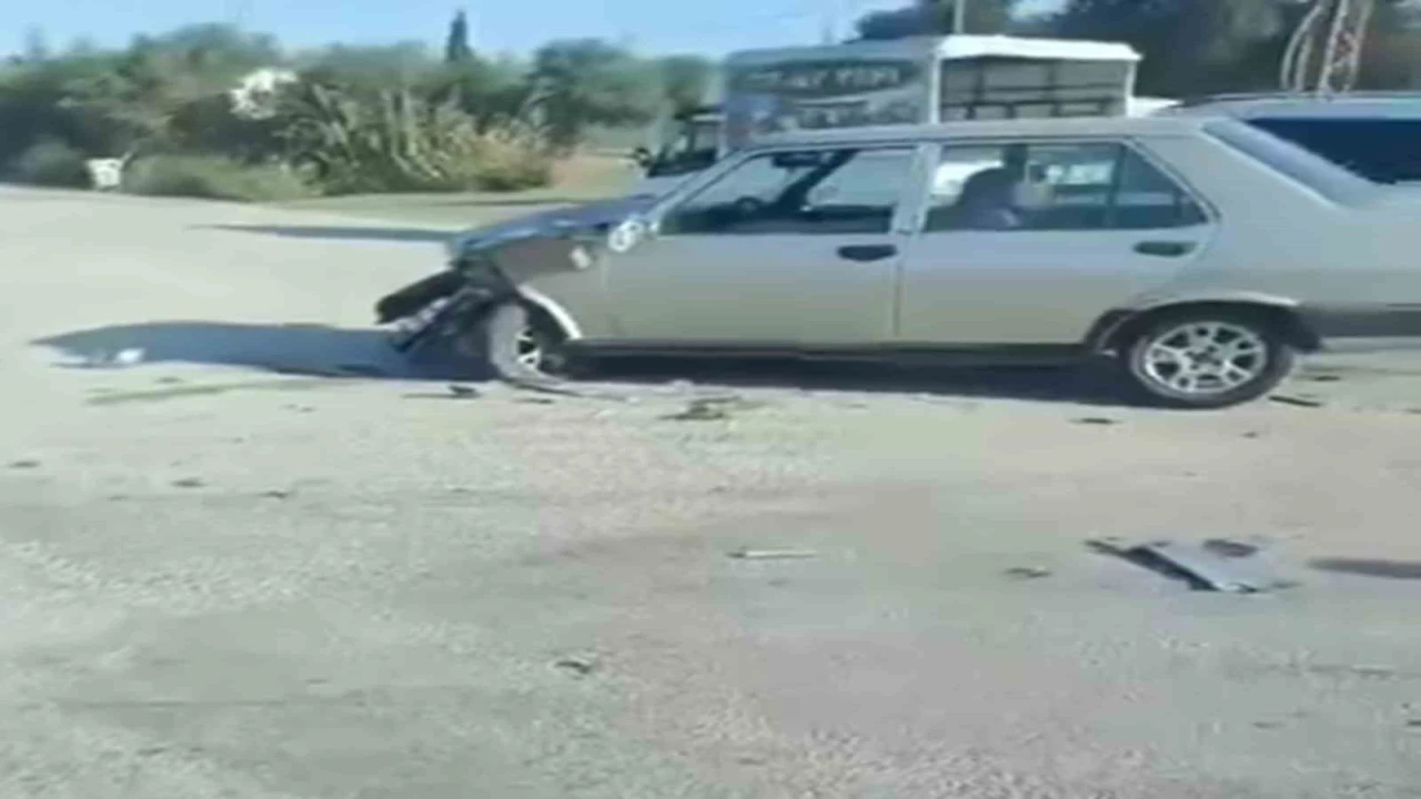 Tofaşla çarpışarak tarlaya uçan motosikletin 18 yaşındaki sürücüsü öldü