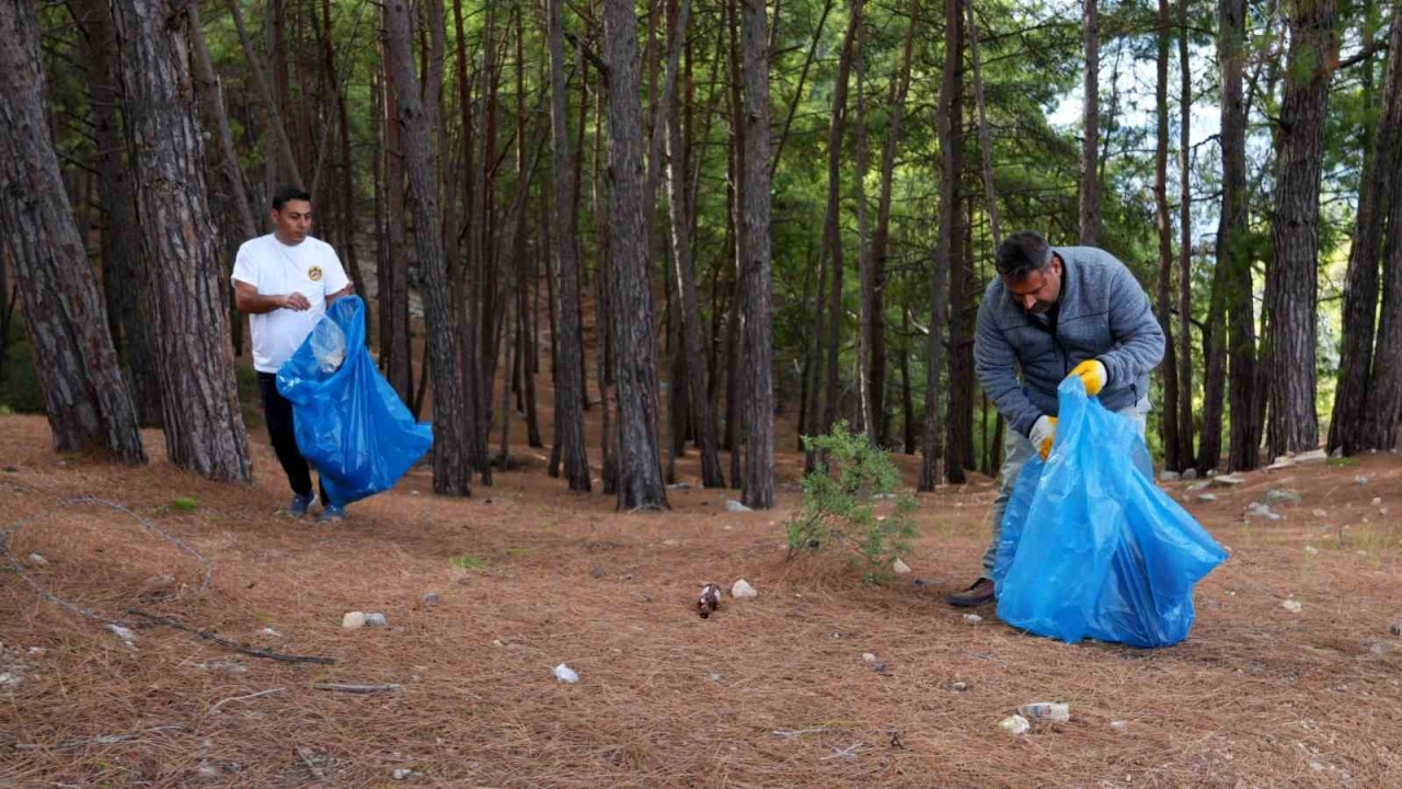Alanya Belediyesinden Erasmus Günlerinde kale temizliği
