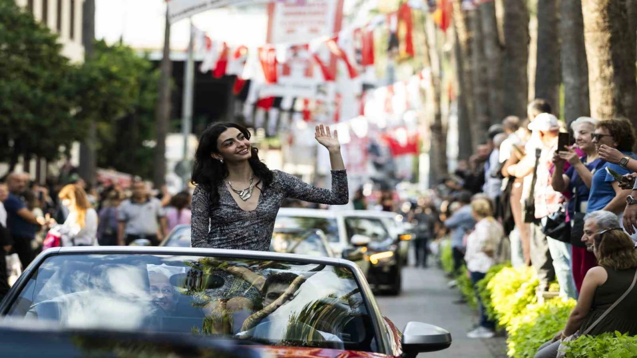 Antalya sokaklarında Altın Portakal coşkusu