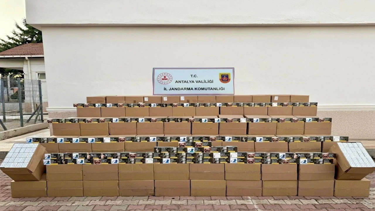 Antalyada 5 milyon makaron ele geçirildi