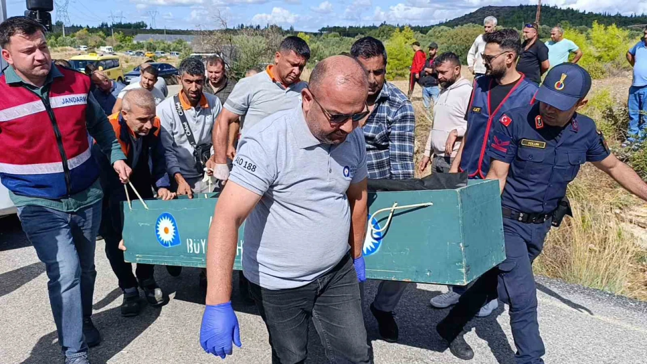 Antalyada çöp kamyonunda korkunç cinayet: Mesai arkadaşını boğazından bıçaklayarak öldürdü