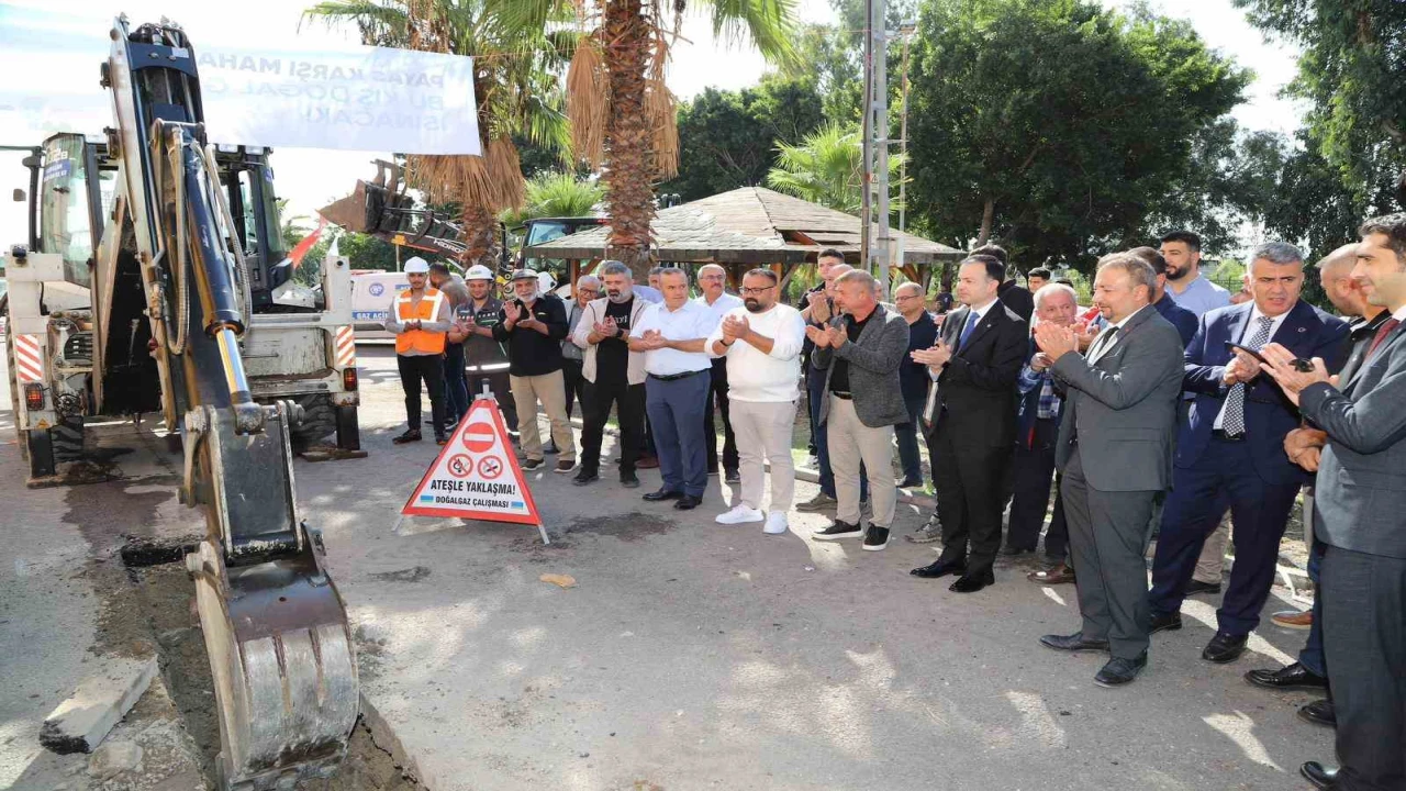 Başkan Altanın girişimleriyle Payasın Karşı Mahallesi doğal gaza kavuşuyor