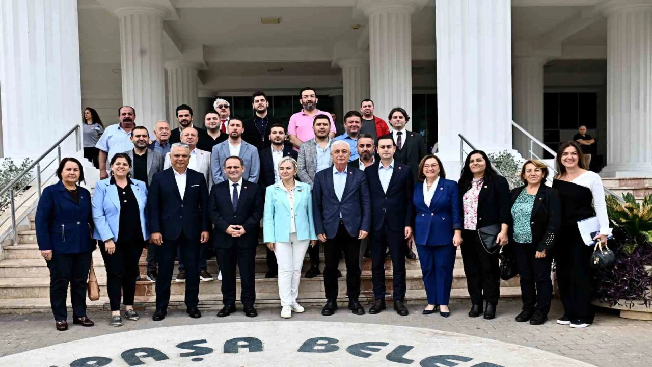 Başkan Uysal: Muratpaşa, bir altı ok belediyesidir