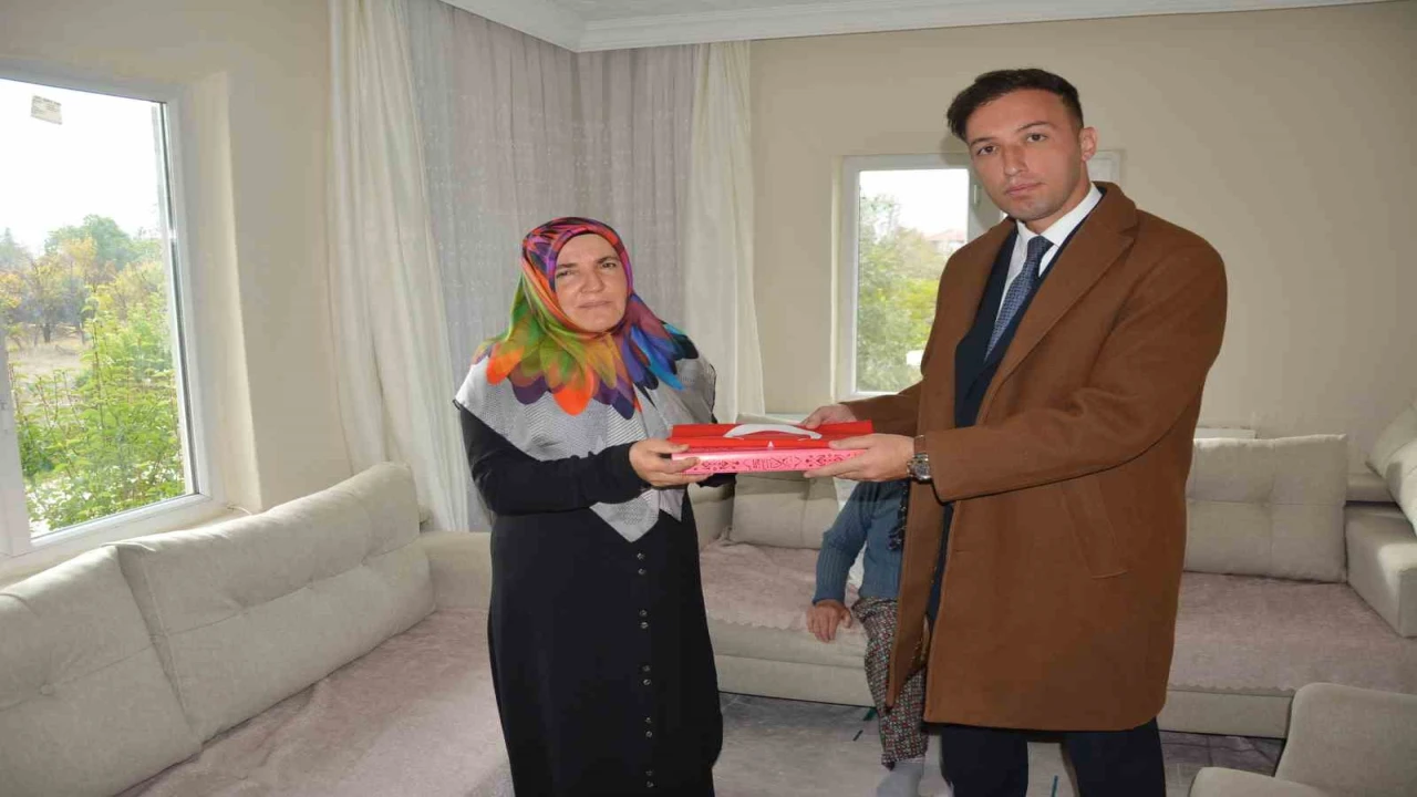 Başsavcı Ozan Kapıcıdan şehit ailesini ziyaret