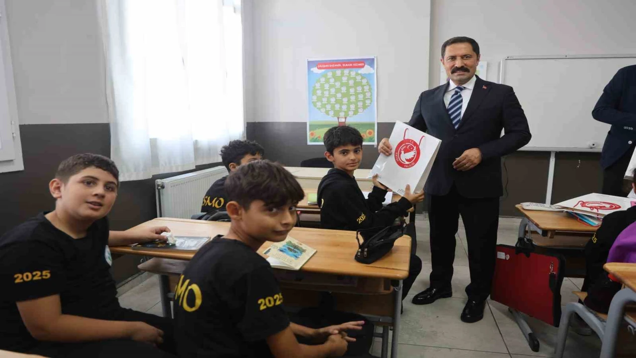 Depremin yaralarının sarıldığı Hatayda 199 okul inşa edildi