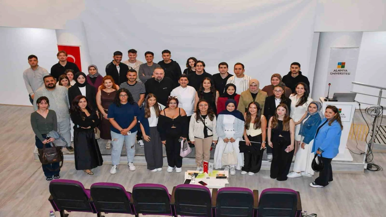 Gastronomi öğrencileri, Dünya Aşçılar Gününde deneyimlerini paylaştı