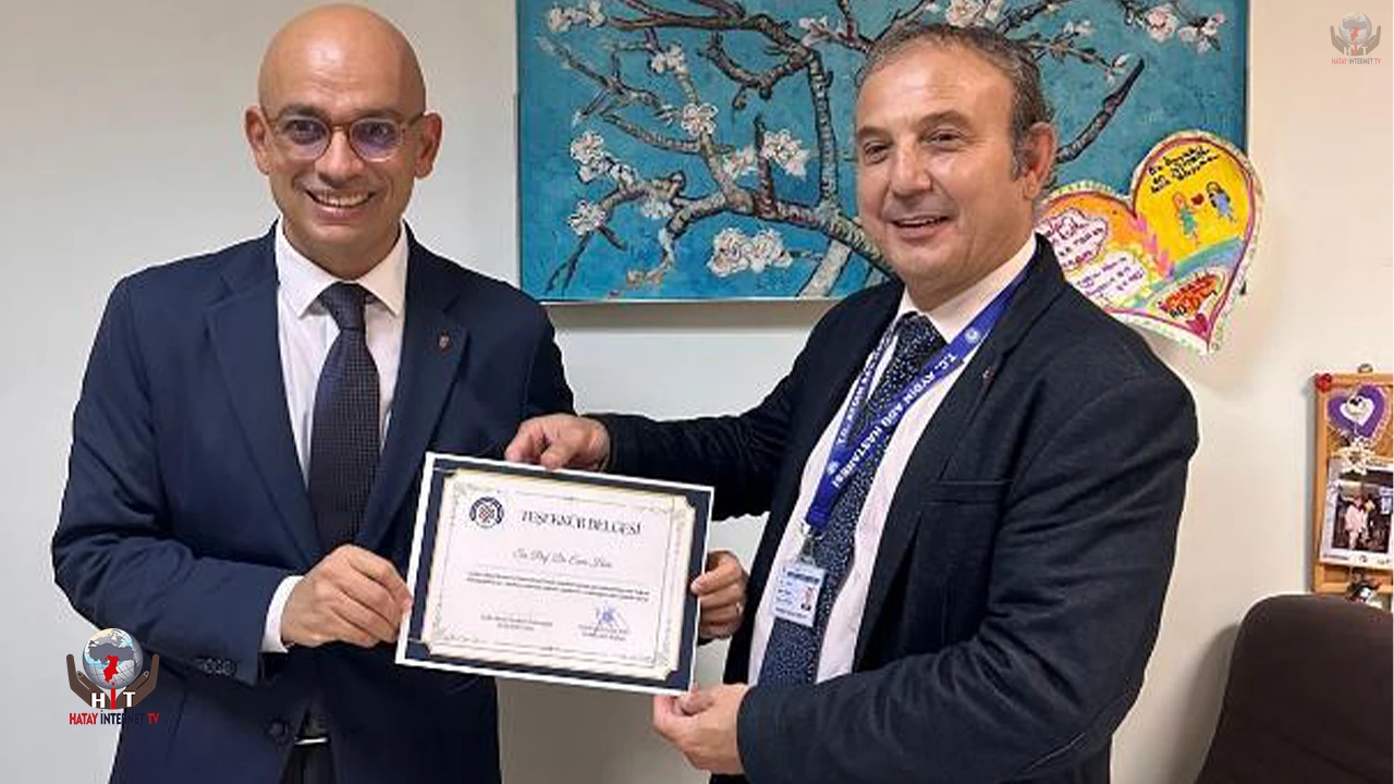 HATAYLI PROFESÖR HURİ’DEN BAŞARILI OPERASYON