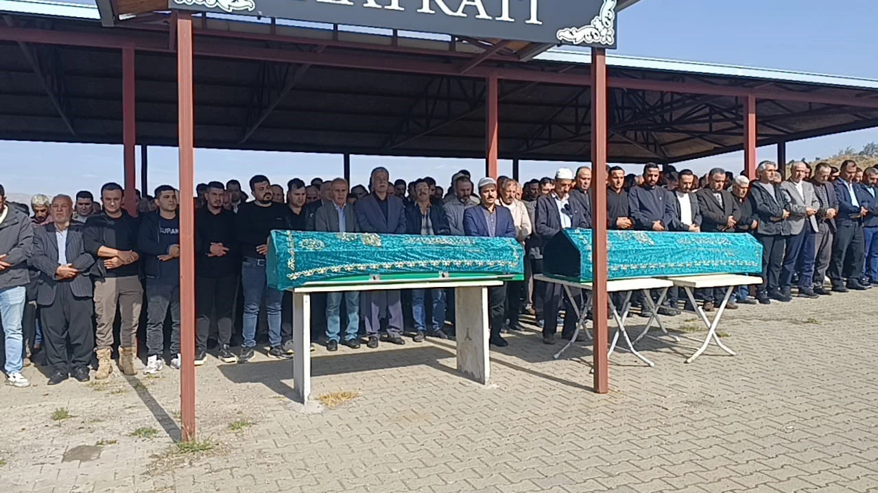 Kahramanmaraşta eski koca vahşeti: Eski eş ve kayınvalide yan yana toprağa verildi