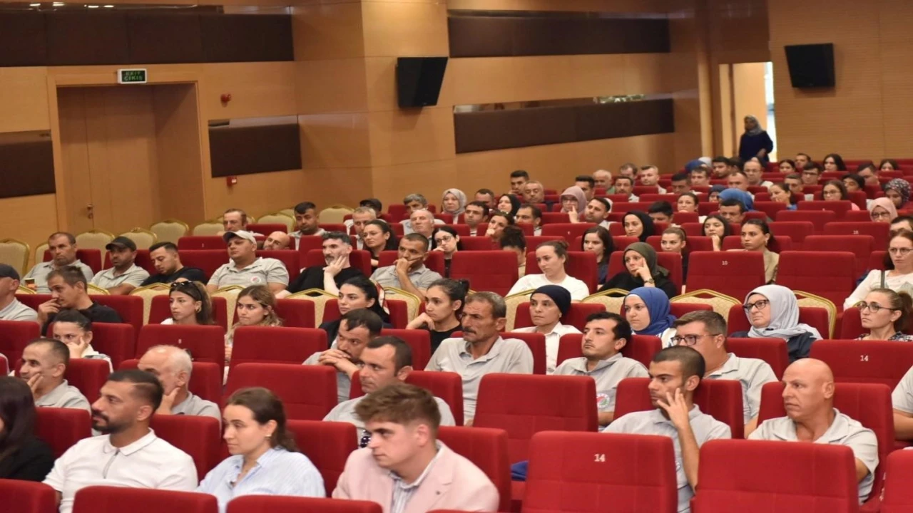 Kepez Belediyesinden çalışanlara iş güvenliği eğitimi